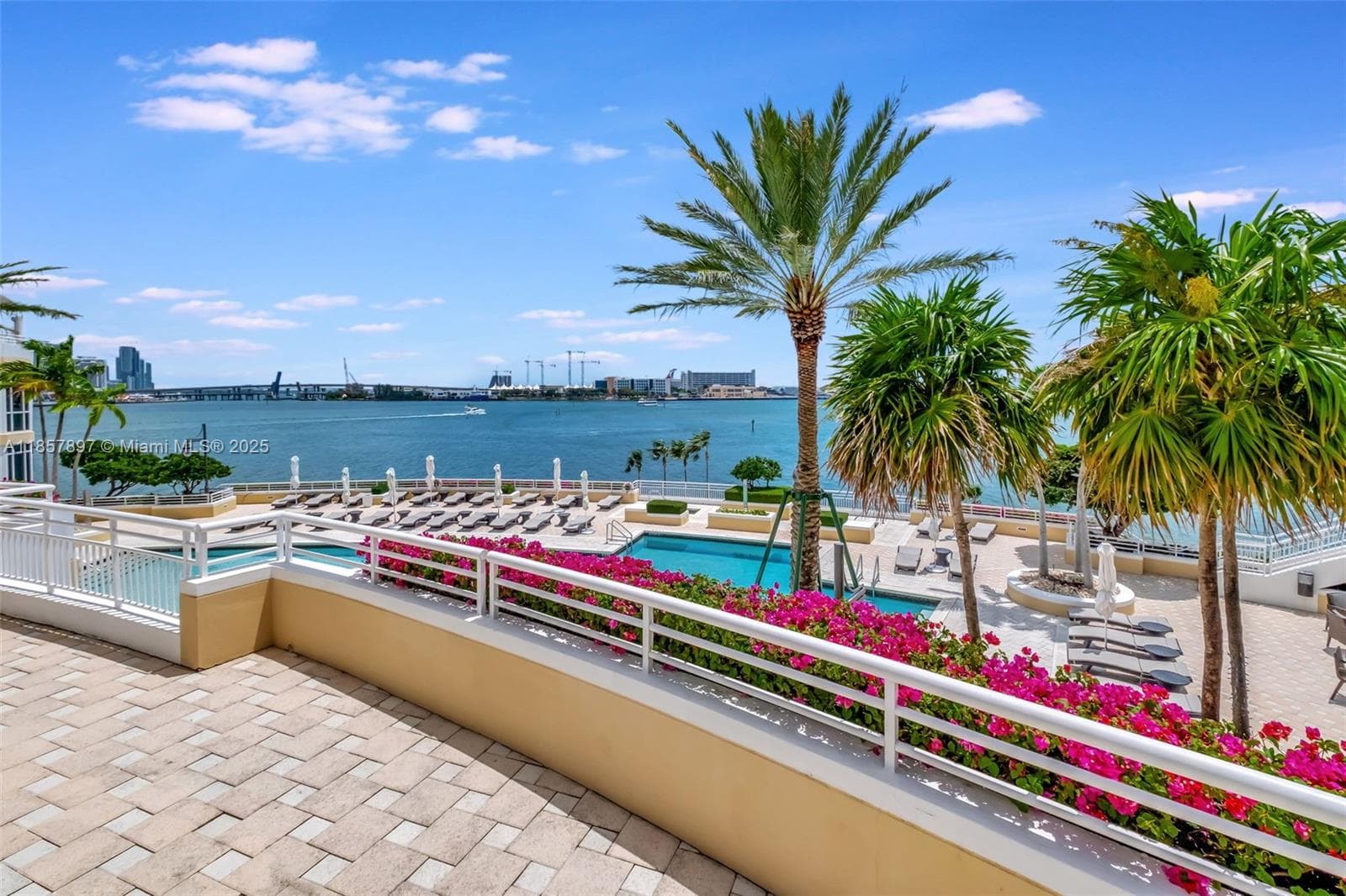 848 Brickell Key Dr # 2602, Miami FL 33131 — 2