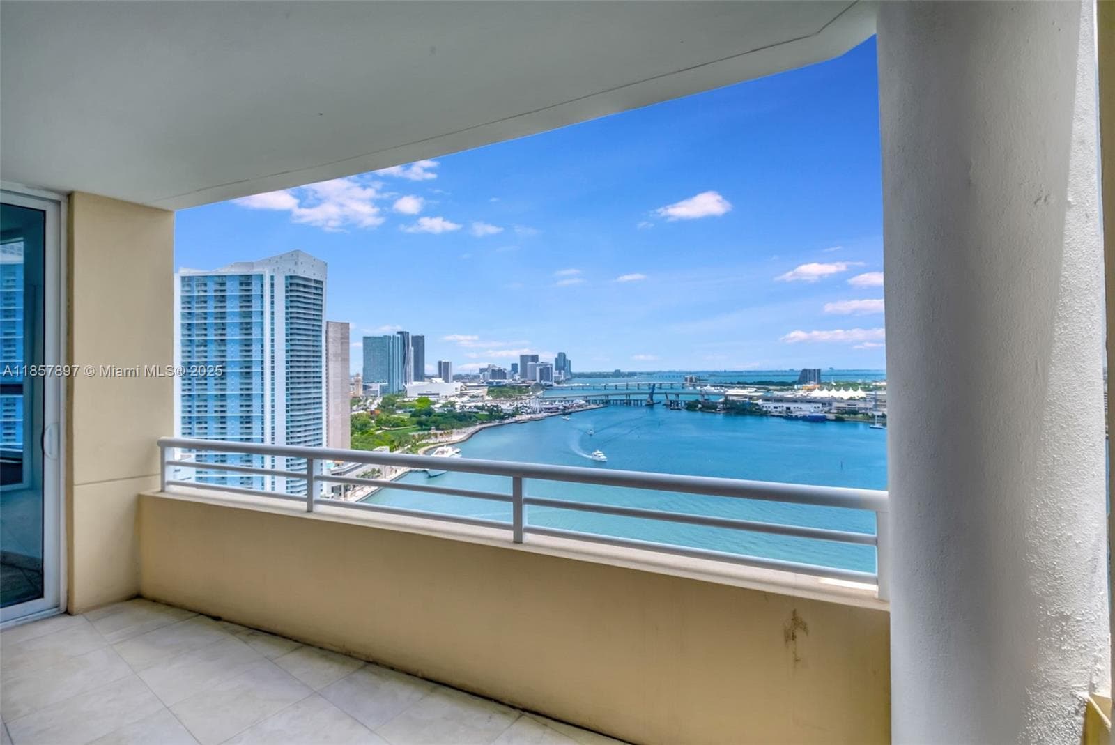 848 Brickell Key Dr # 2602, Miami FL 33131 — 34