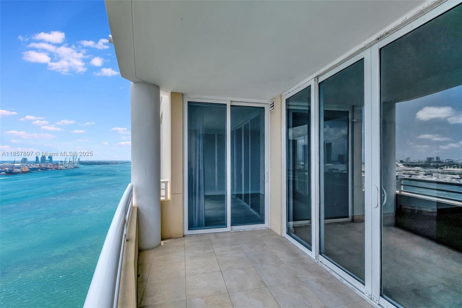 848 Brickell Key Dr # 2602, Miami FL 33131 — 40