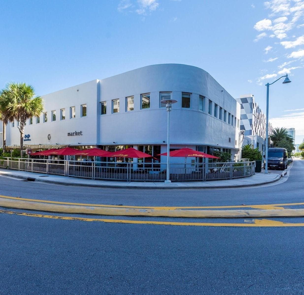1410 20th St # 1418, Miami Beach FL 33139 — 17