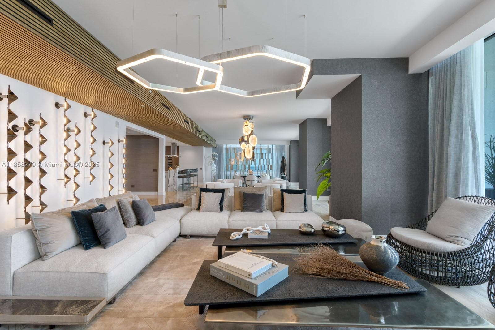 18501 Collins Ave, Sunny Isles Beach FL 33160 — 6