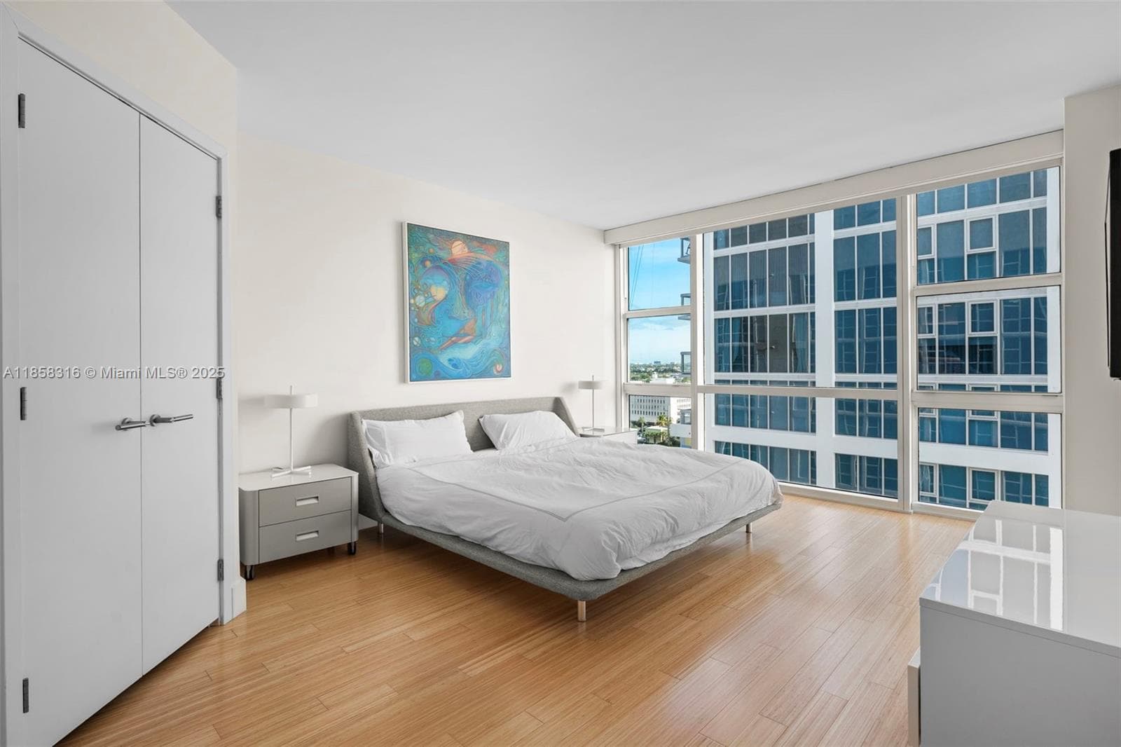 6801 Collins Ave, Miami Beach FL 33141 — 13
