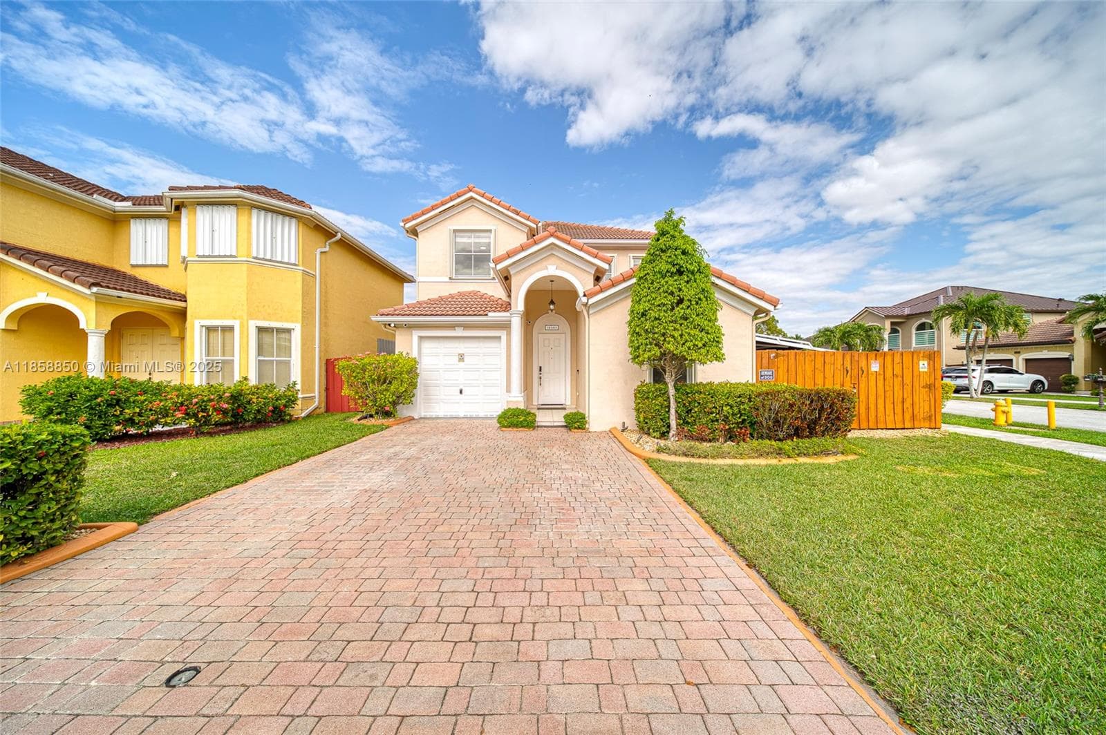 16403 SW 79th Ln # 16403, Miami FL 33193 — 1