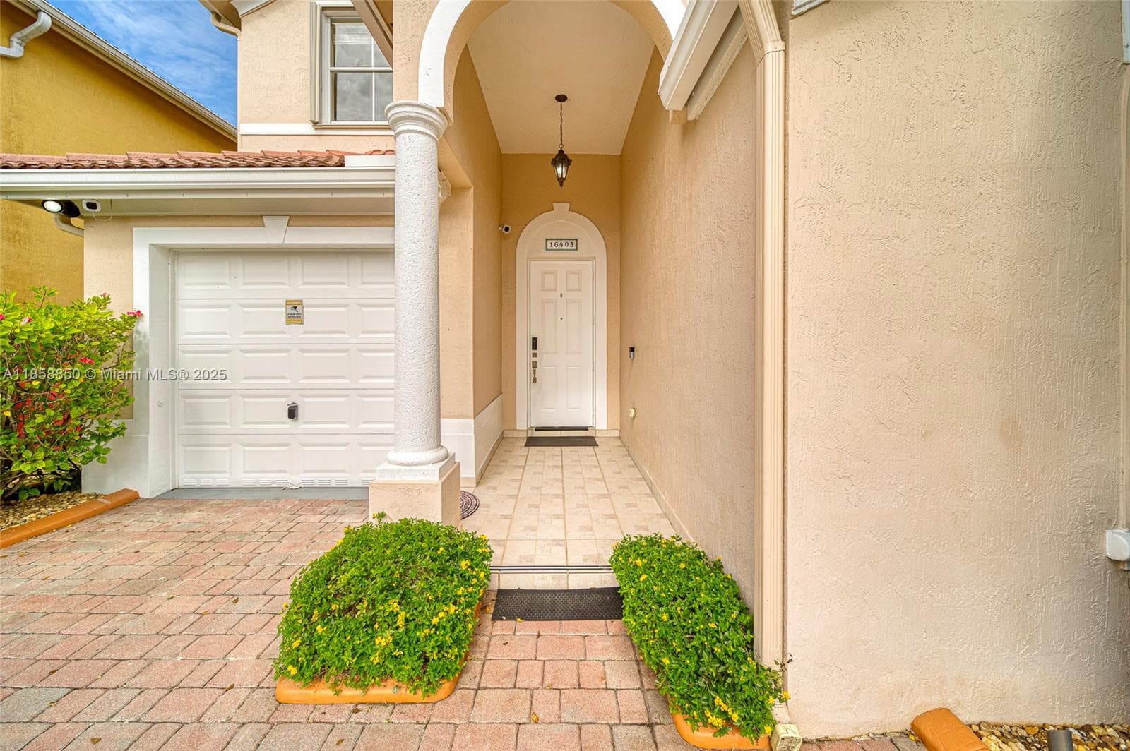 16403 SW 79th Ln # 16403, Miami FL 33193 — 10