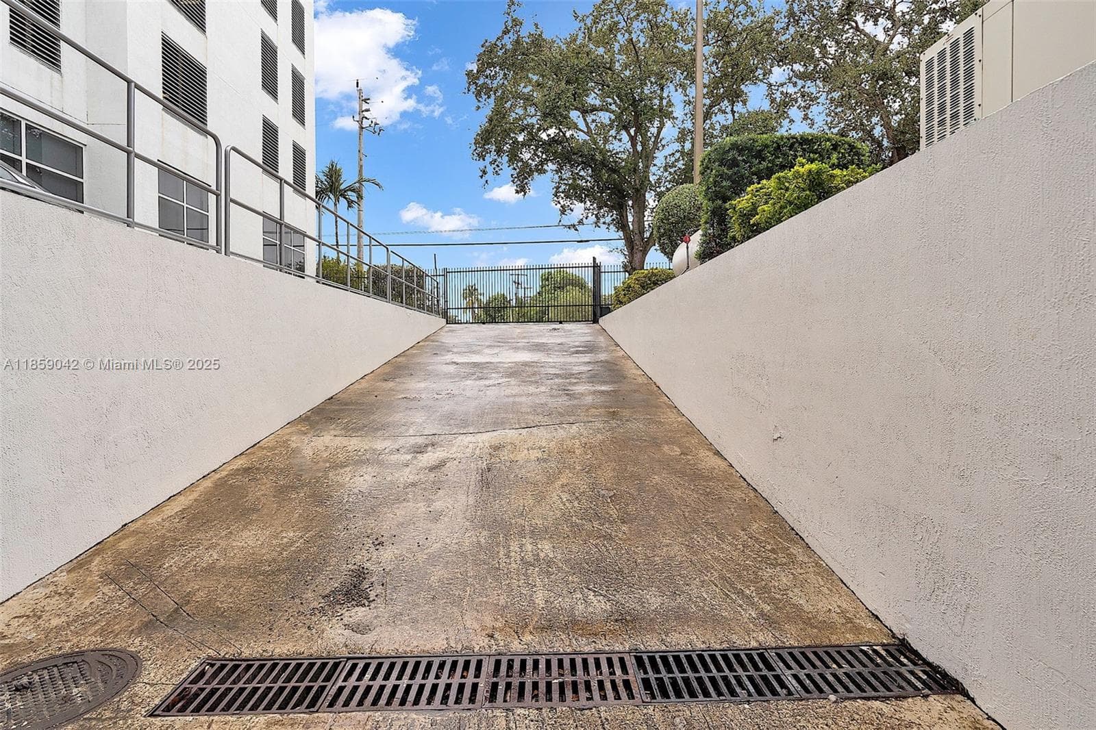 4300 Biscayne Blvd # G05, Miami FL 33137 — 38