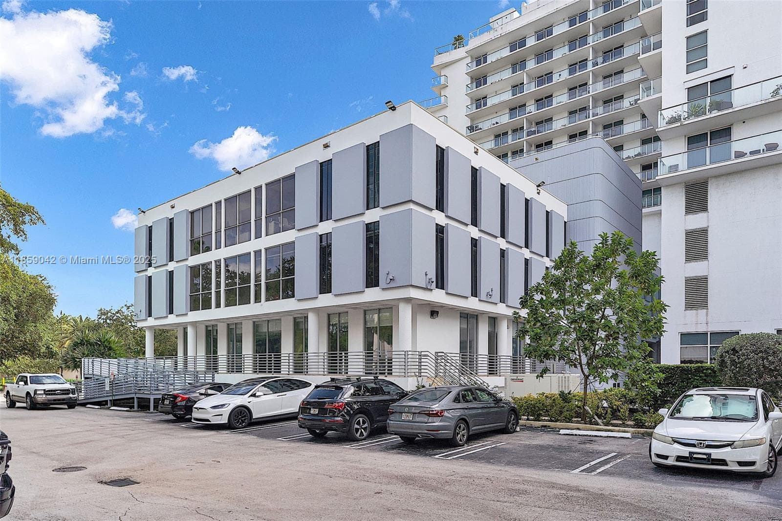 4300 Biscayne Blvd # G05, Miami FL 33137 — 11