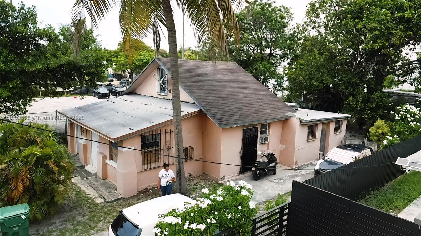 683 NW 30th St, Miami FL 33127 — 4