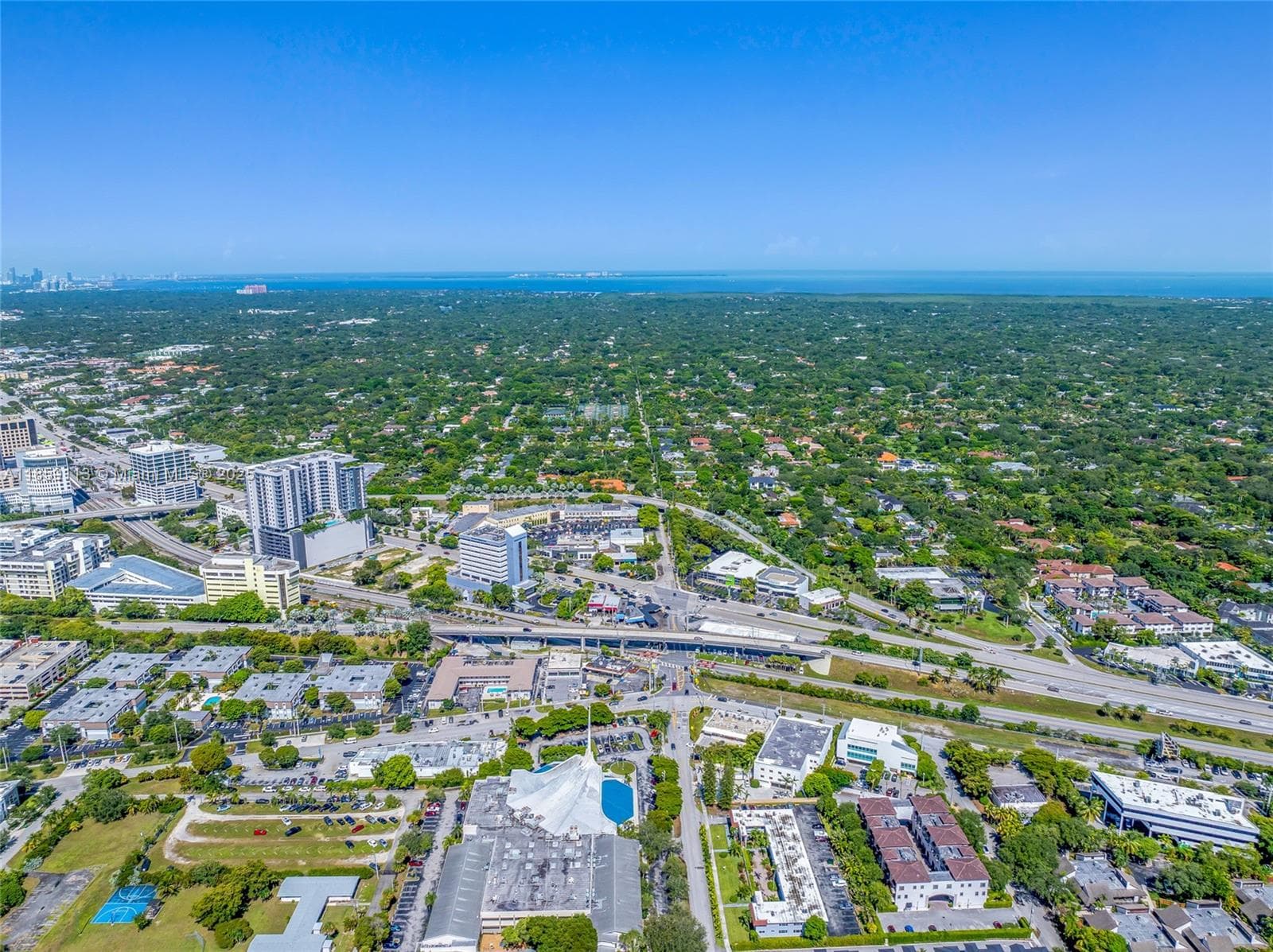 9855 S Dixie Hwy, Pinecrest FL 33156 — 20