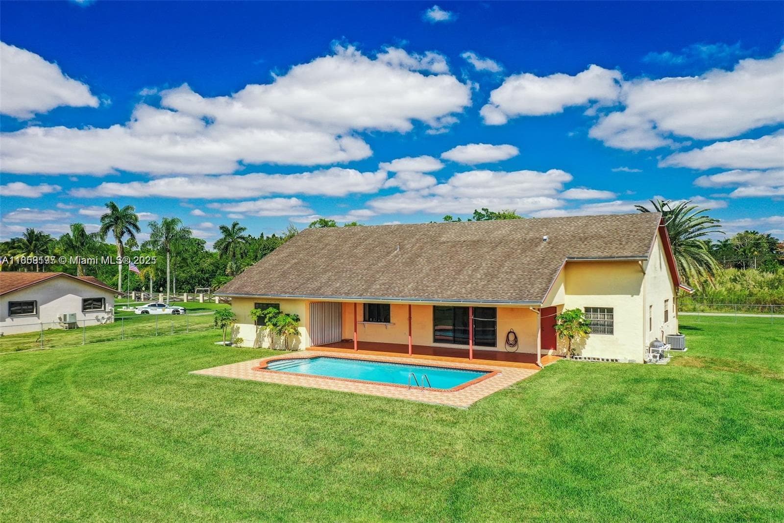 19900 SW 326th St, Homestead FL 33030 — 3