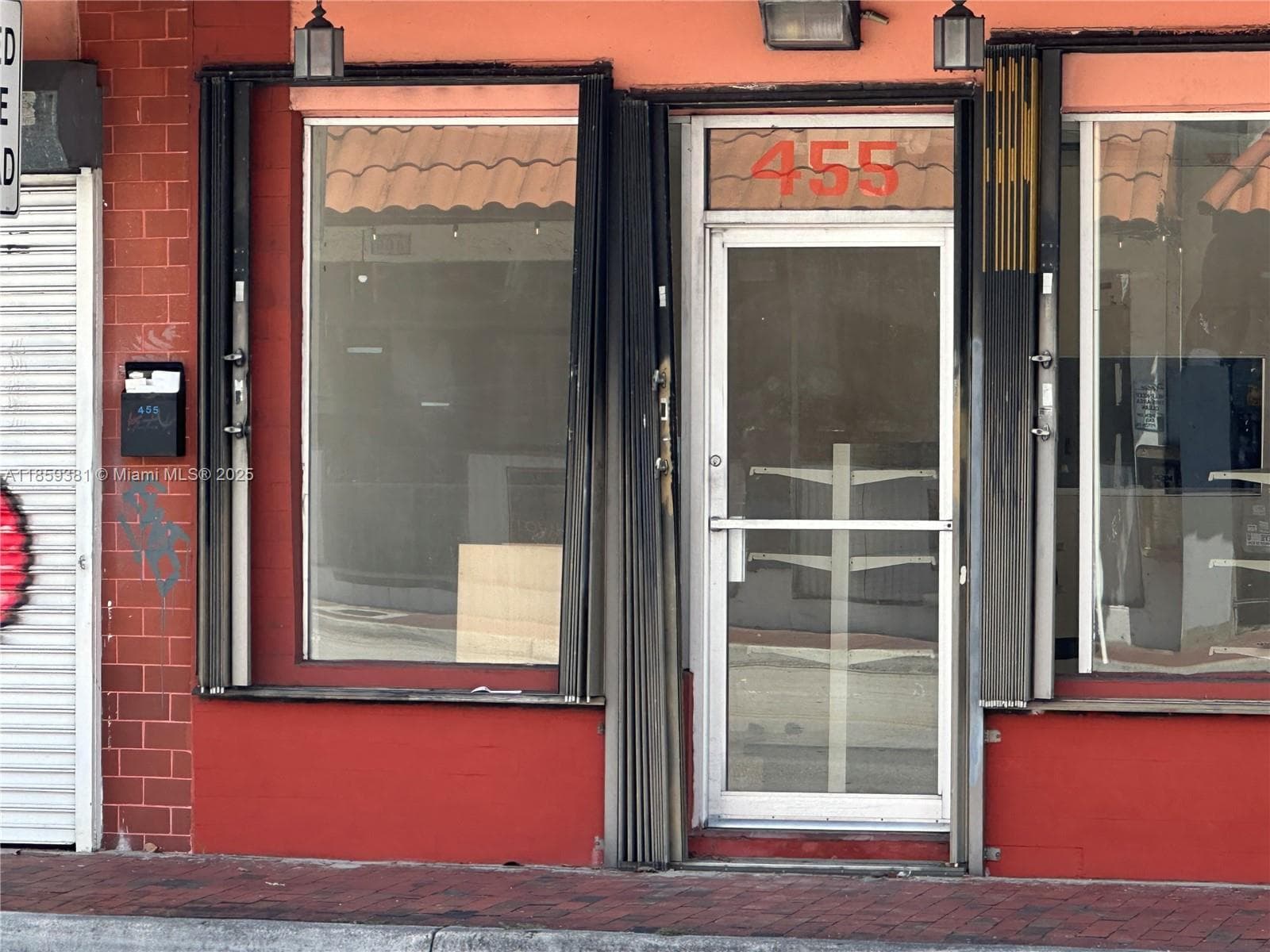 455 SW 17th Ave, Miami FL 33135 — 2