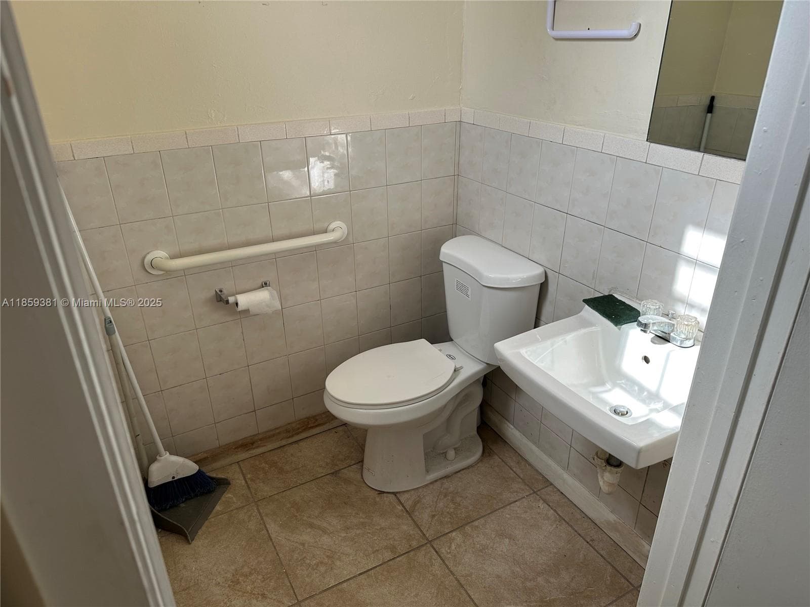 455 SW 17th Ave, Miami FL 33135 — 11