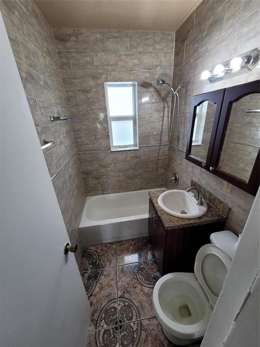 8451 NW 4th Avenue # 8451, Miami FL 33150 — 9