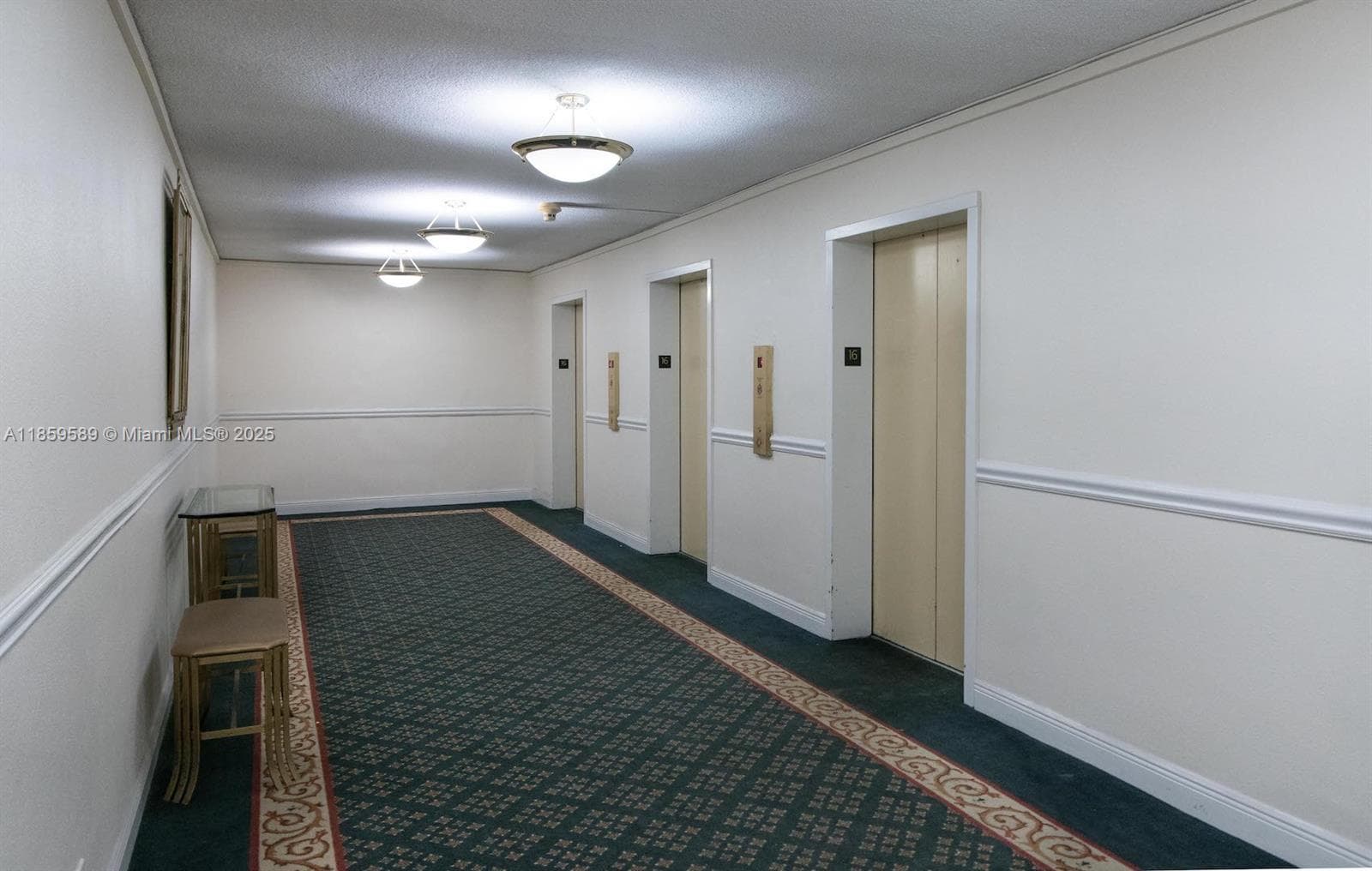 5601 Collins Ave # 1204, Miami Beach FL 33140 — 36