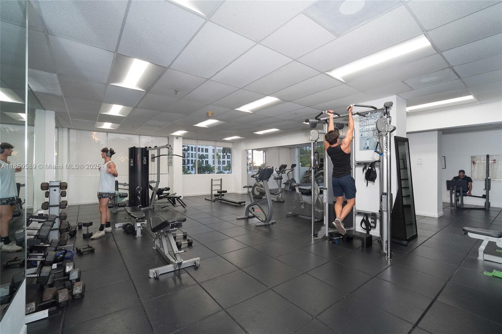5601 Collins Ave # 1204, Miami Beach FL 33140 — 20