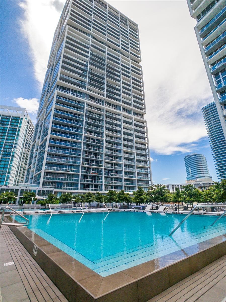 485 Brickell Ave # 2210, Miami FL 33131 — 38