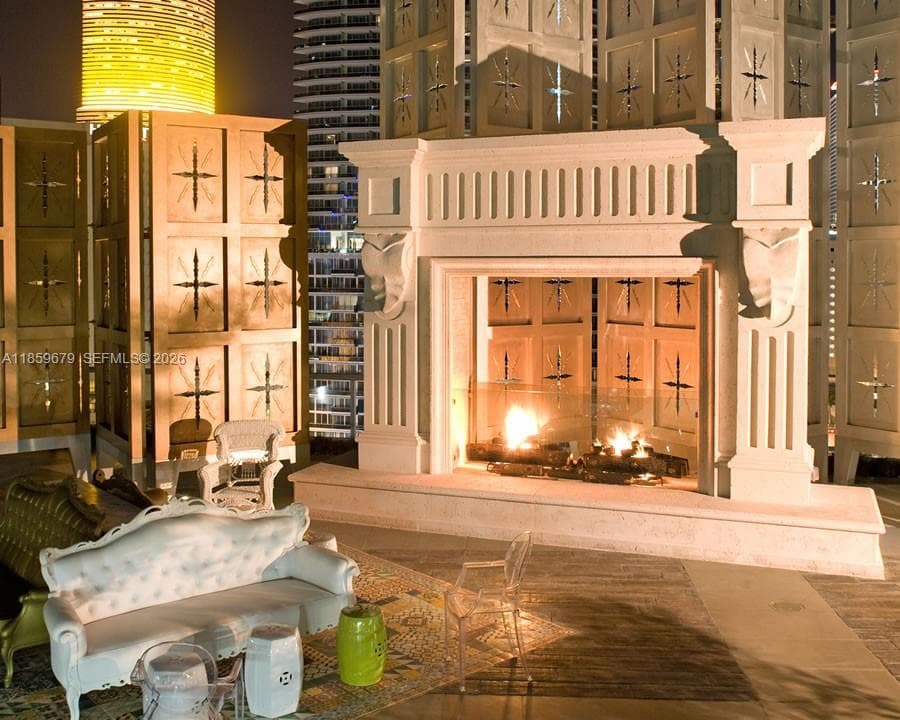 485 Brickell Ave # 2210, Miami FL 33131 — 59