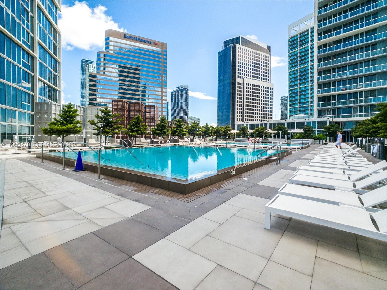 485 Brickell Ave # 2210, Miami FL 33131 — 40