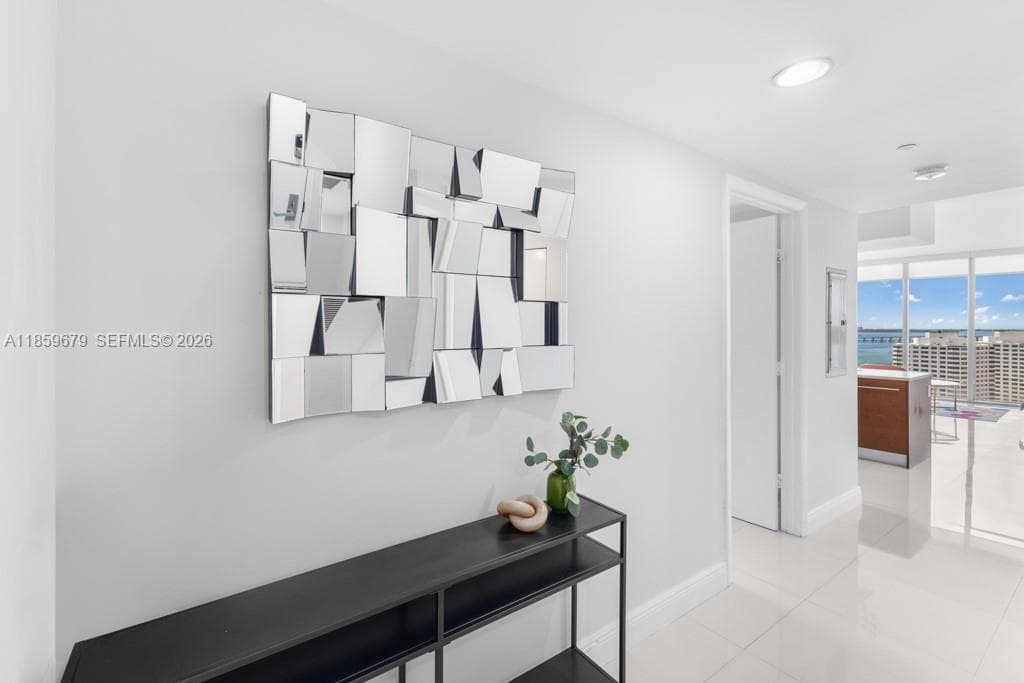 485 Brickell Ave # 2210, Miami FL 33131 — 31