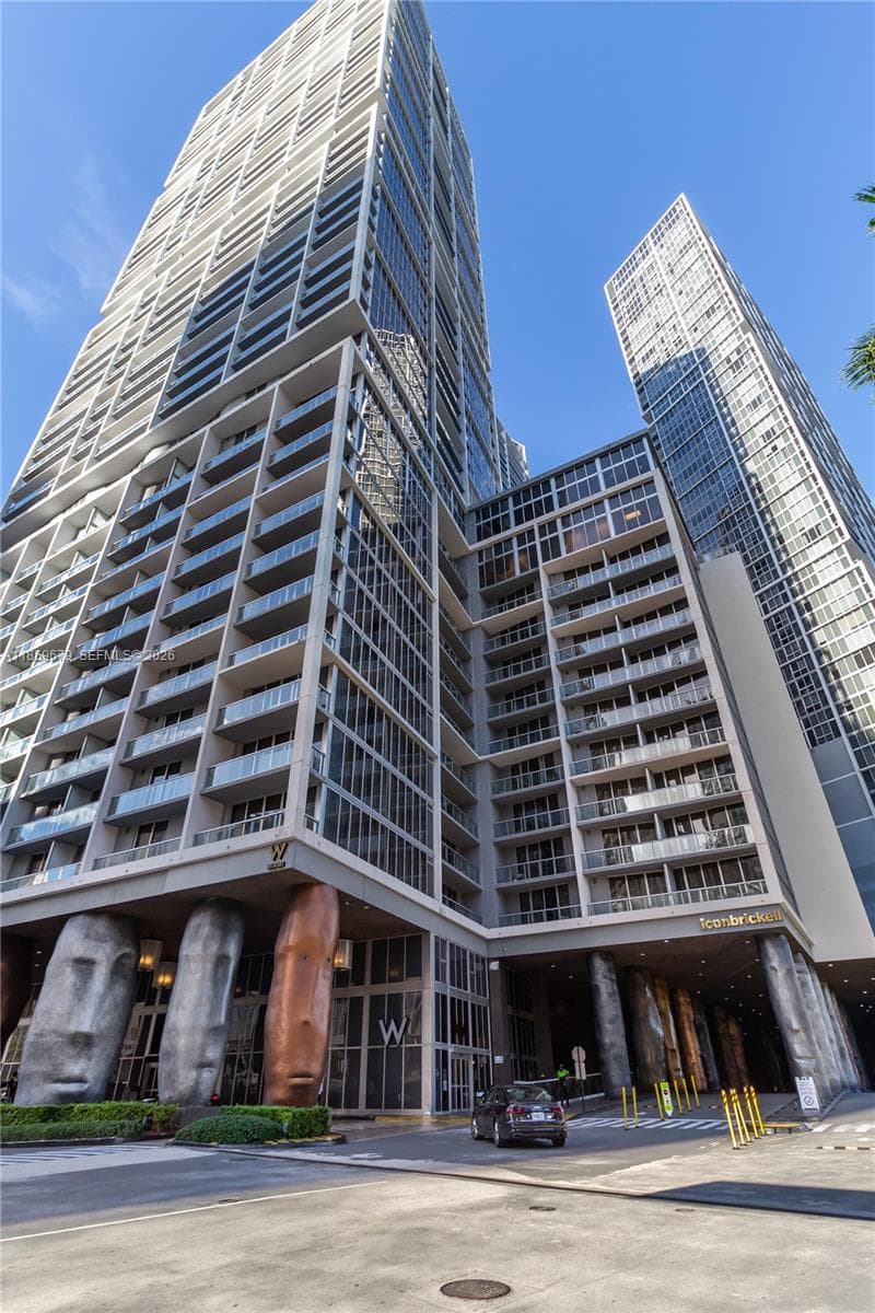 485 Brickell Ave # 2210, Miami FL 33131 — 70