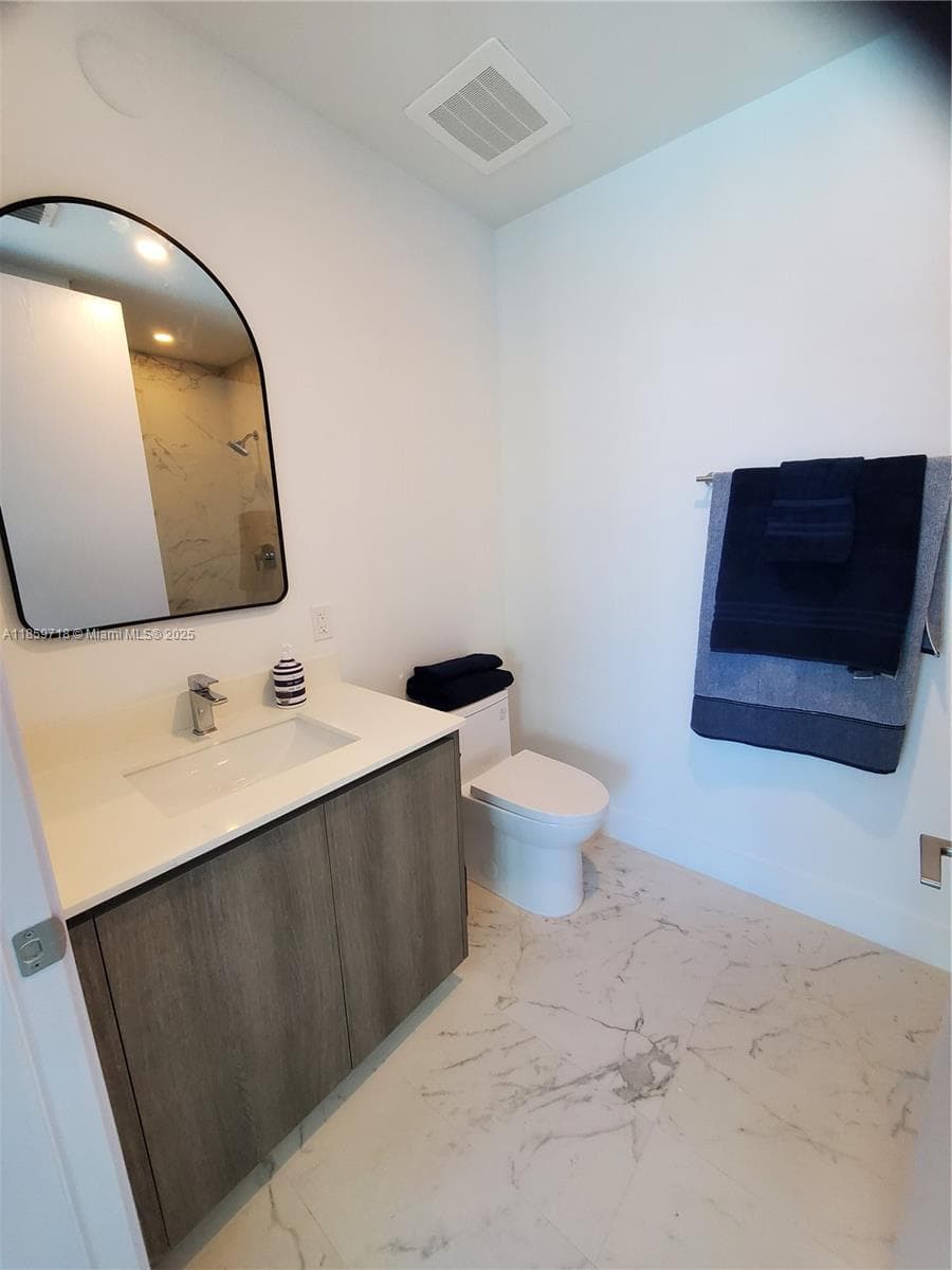 17550 Collins Ave # 1403, Sunny Isles Beach FL 33160 — 13