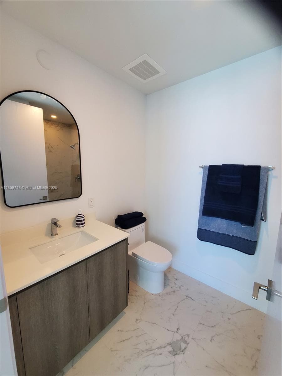 17550 Collins Ave # 1403, Sunny Isles Beach FL 33160 — 11