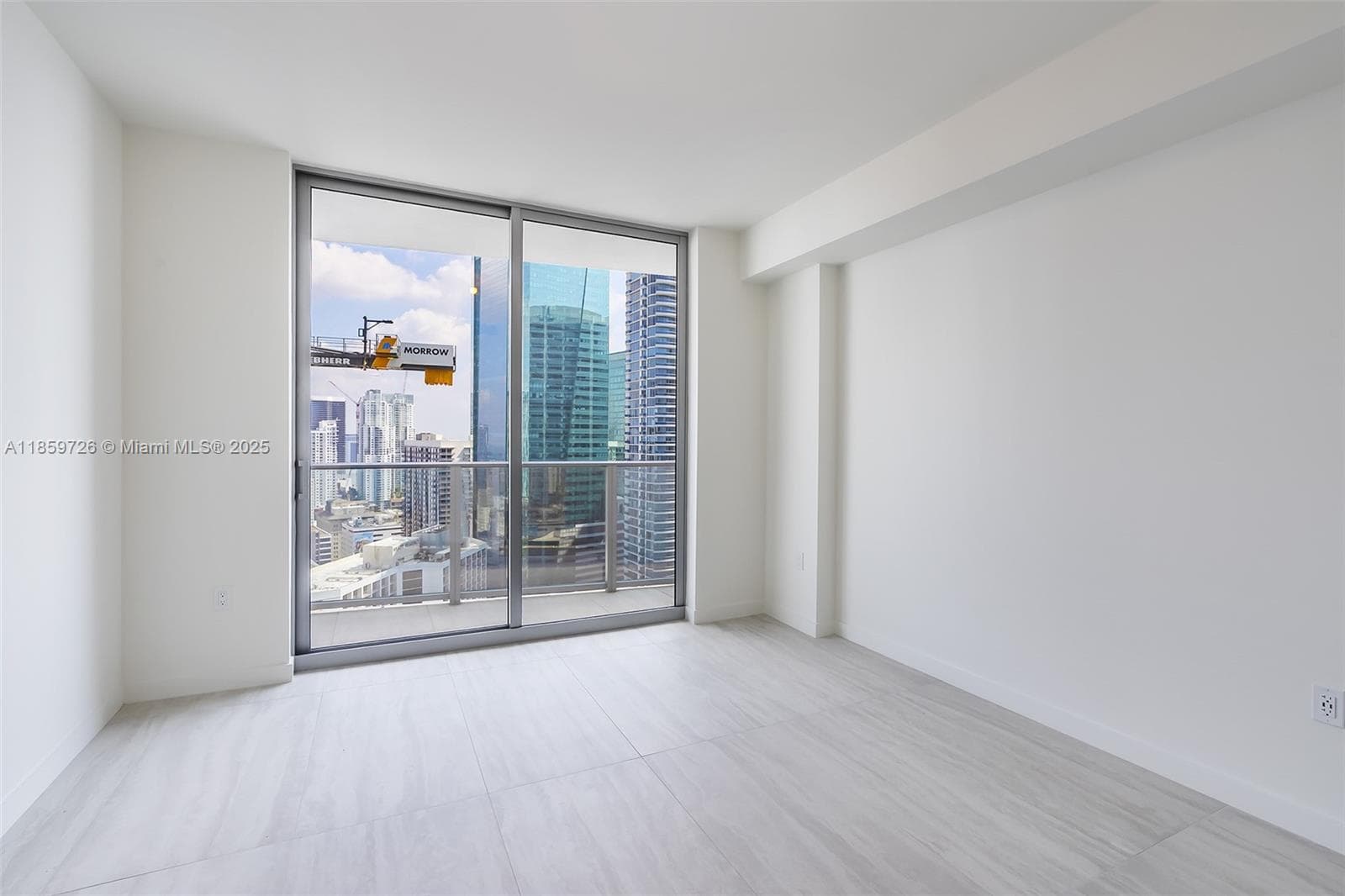 77 SE 5th St # 2410, Miami FL 33131 — 91