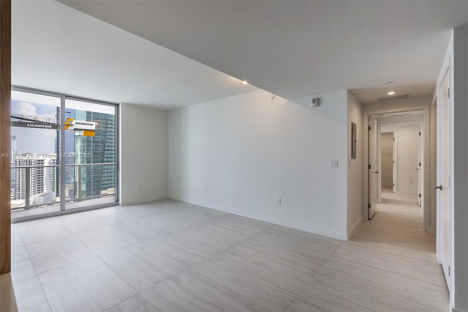 77 SE 5th St # 2410, Miami FL 33131 — 94