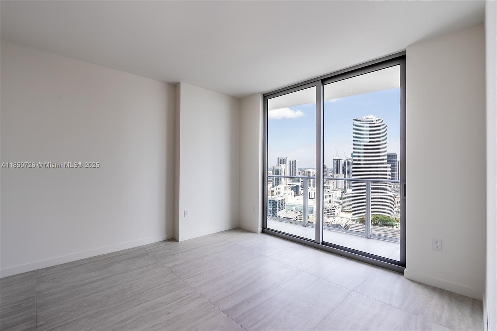 77 SE 5th St # 2410, Miami FL 33131 — 67