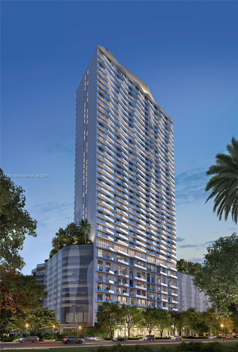 77 SE 5th St # 2410, Miami FL 33131 — 32