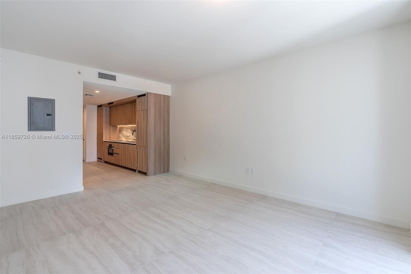 77 SE 5th St # 2410, Miami FL 33131 — 75