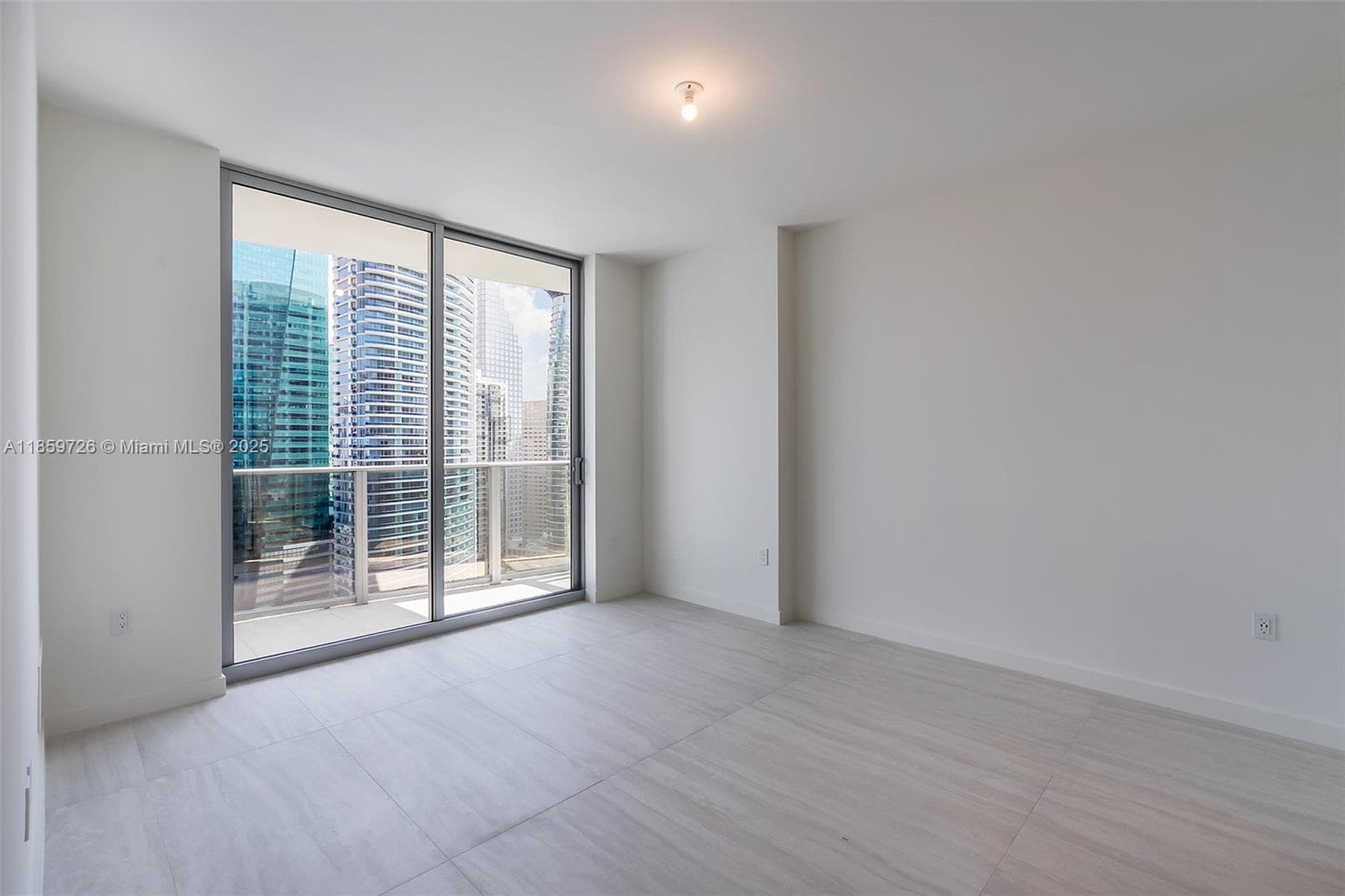 77 SE 5th St # 2410, Miami FL 33131 — 58