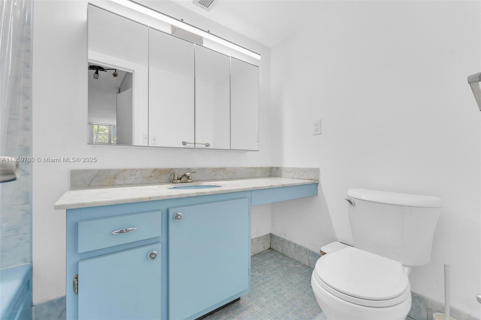 2780 NE 183rd St # 109, Aventura FL 33160 — 23