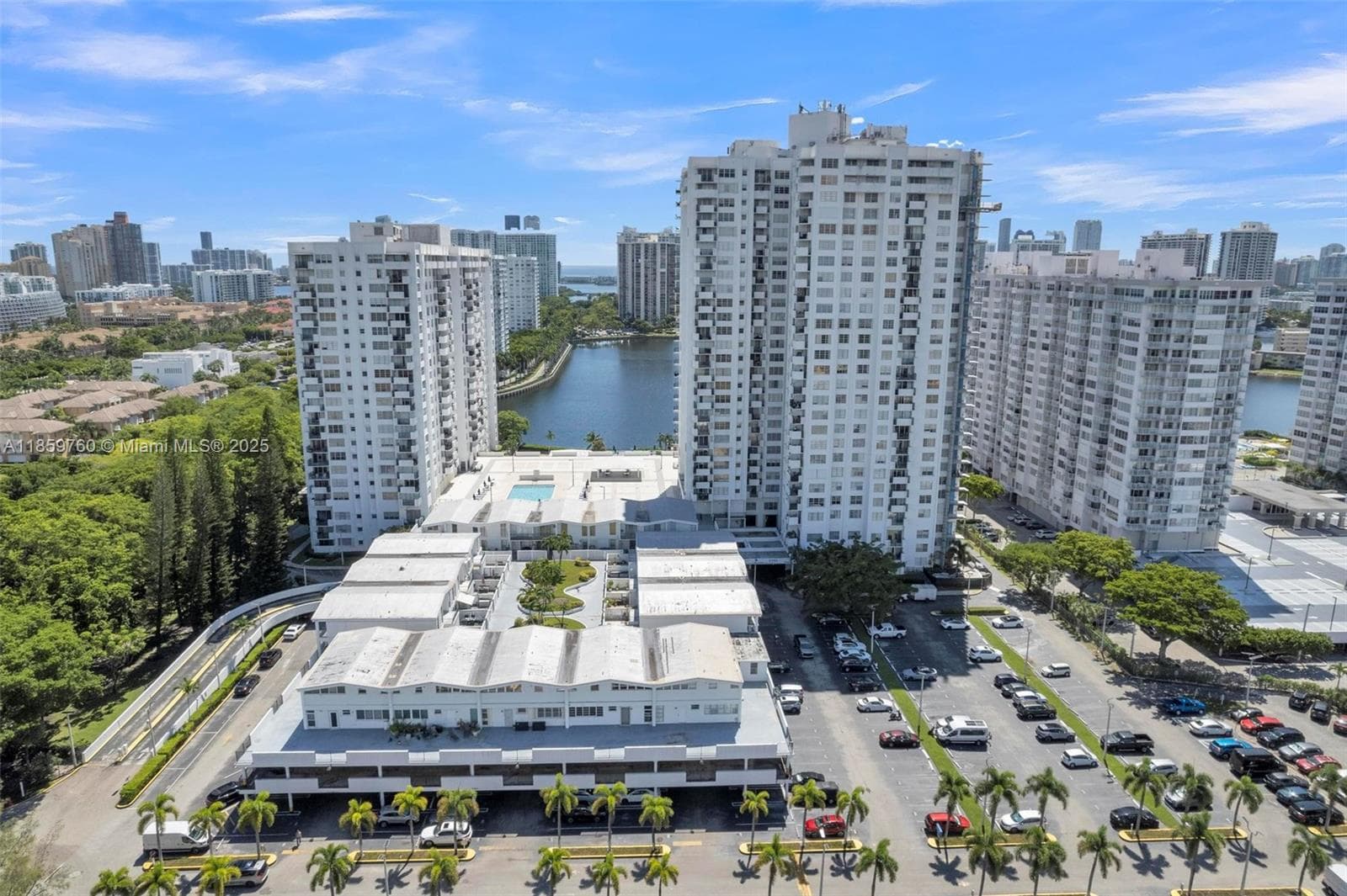 2780 NE 183rd St # 109, Aventura FL 33160 — 2
