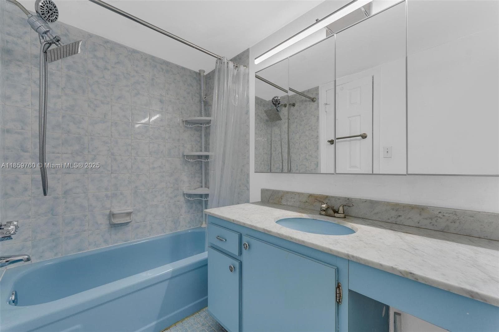 2780 NE 183rd St # 109, Aventura FL 33160 — 24
