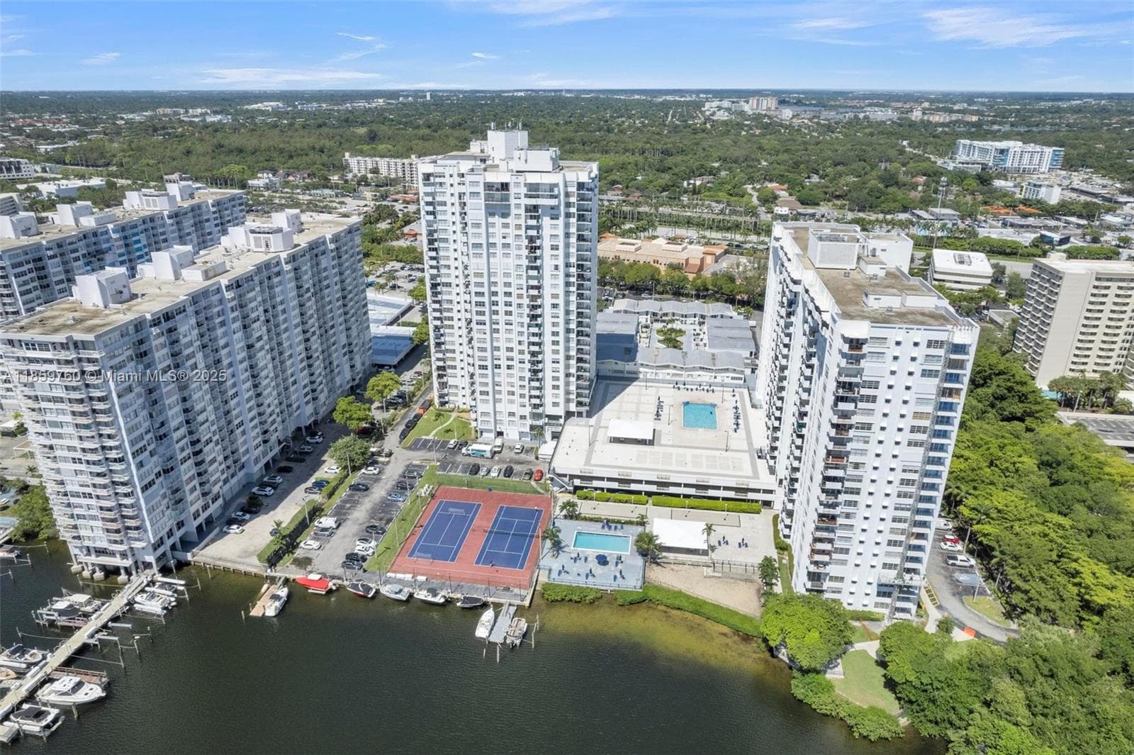 2780 NE 183rd St # 109, Aventura FL 33160 — 29