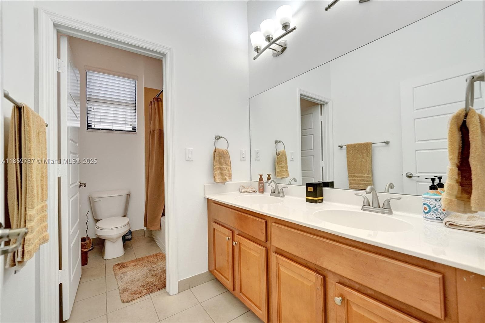 650 NE 191st Ter, Miami FL 33179 — 56