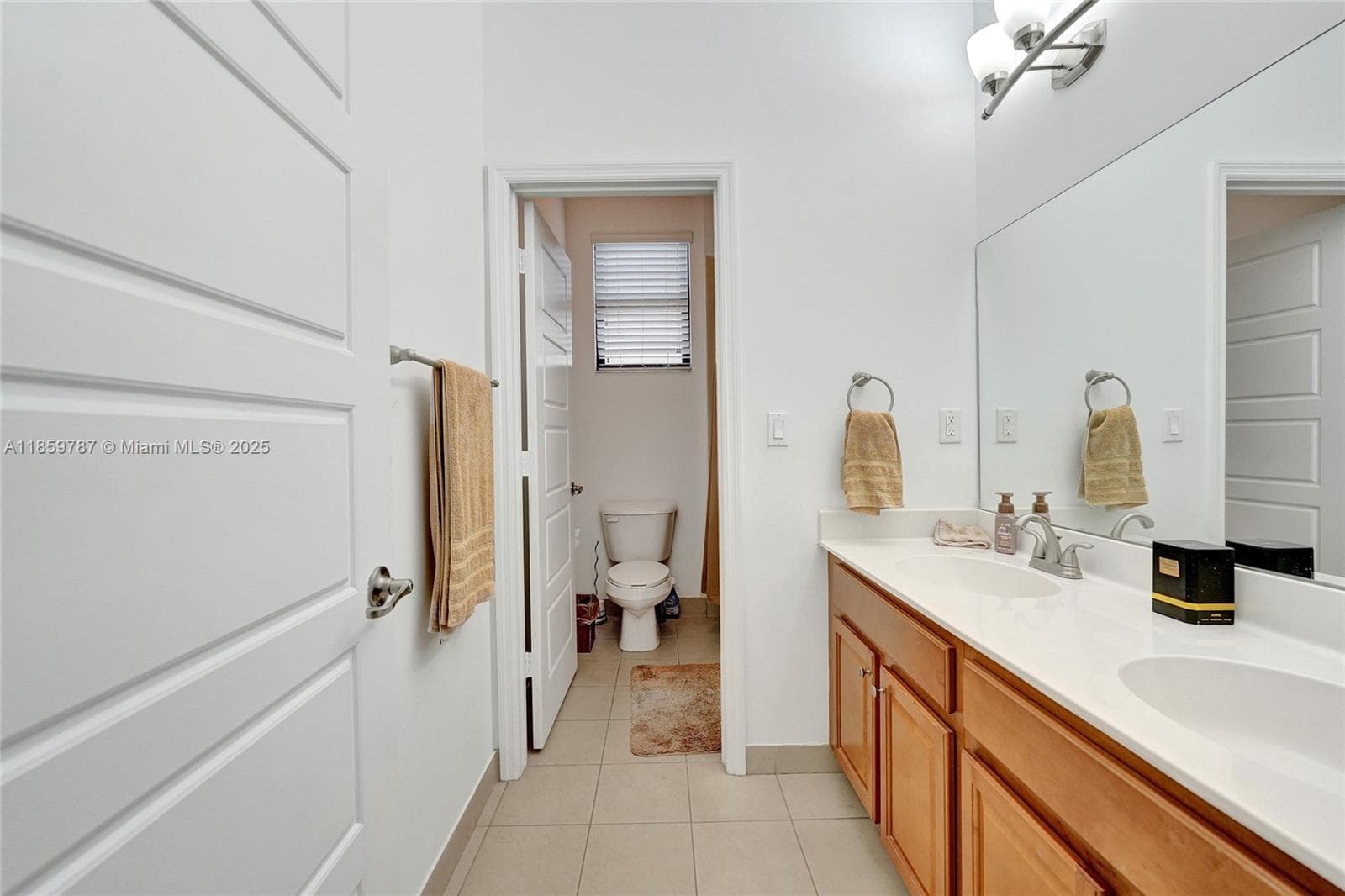 650 NE 191st Ter, Miami FL 33179 — 57