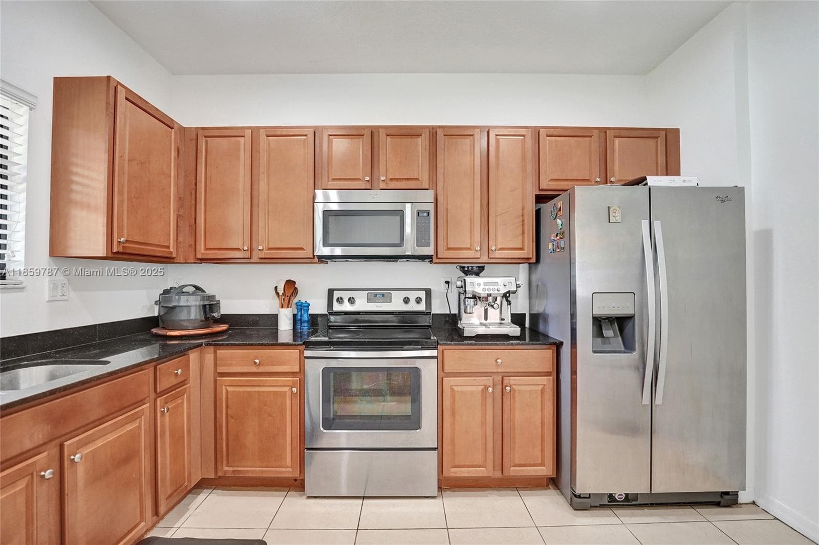 650 NE 191st Ter, Miami FL 33179 — 33
