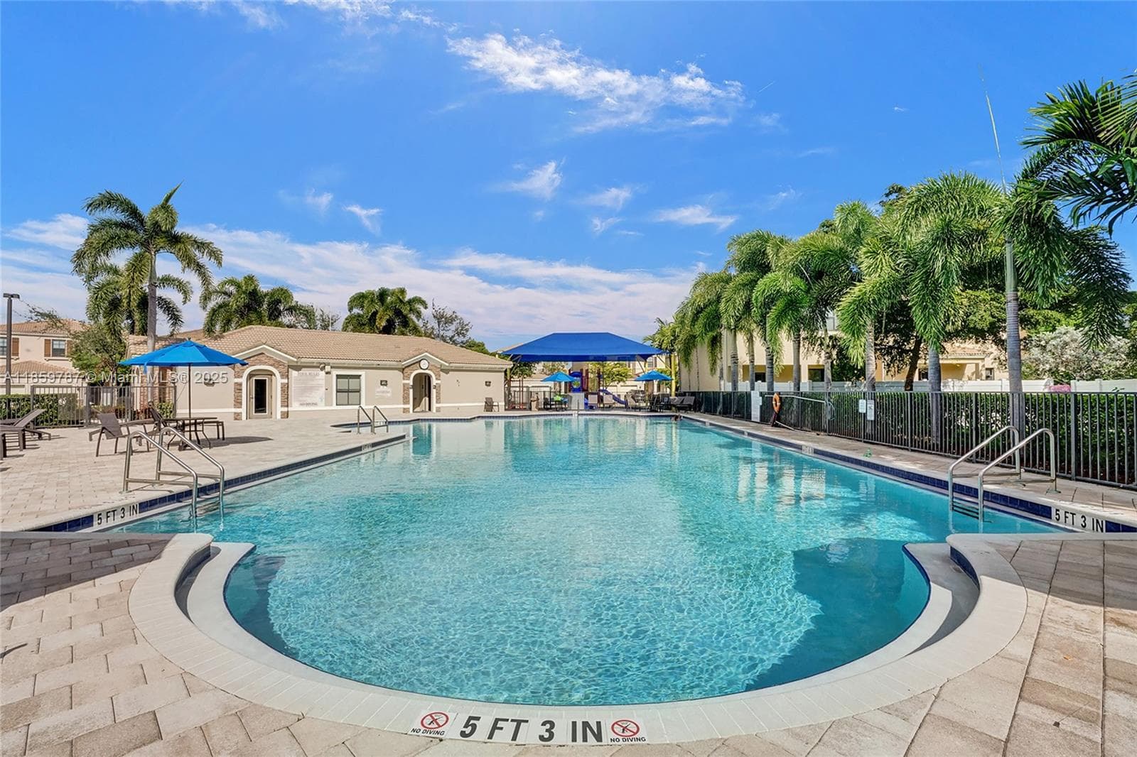 650 NE 191st Ter, Miami FL 33179 — 87