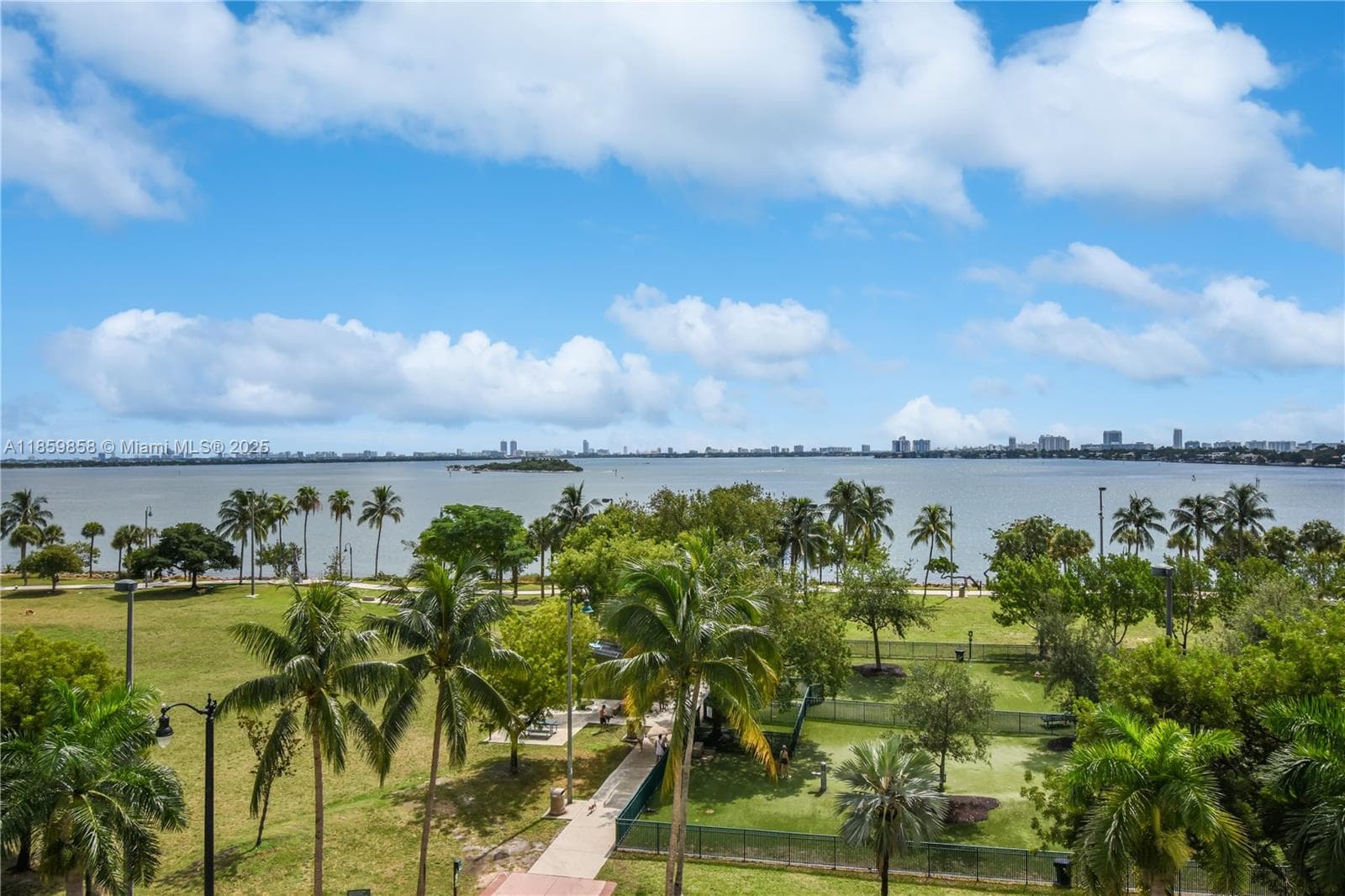 1800 N Bayshore Dr # 509, Miami FL 33132 — 1