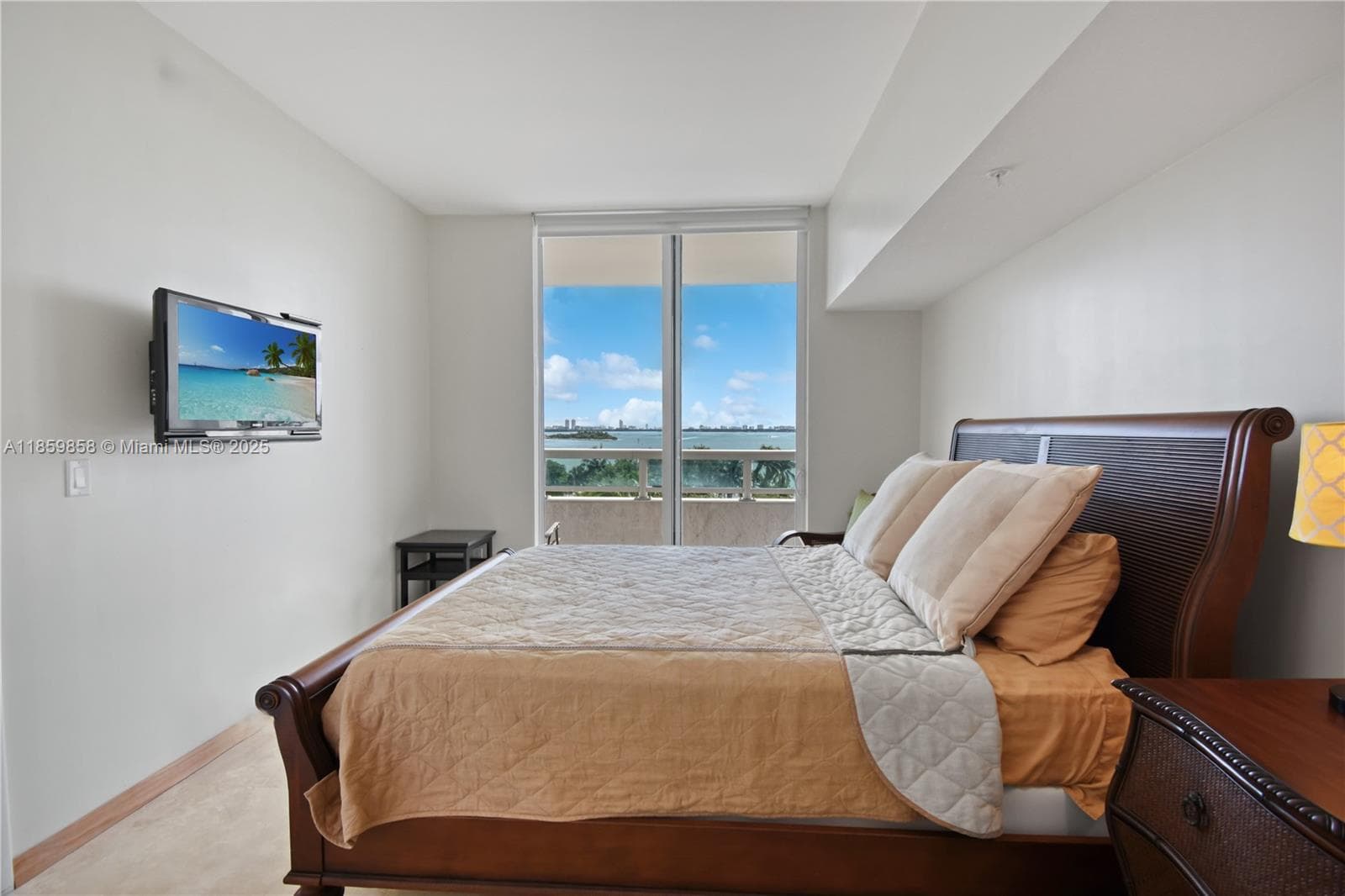 1800 N Bayshore Dr # 509, Miami FL 33132 — 18