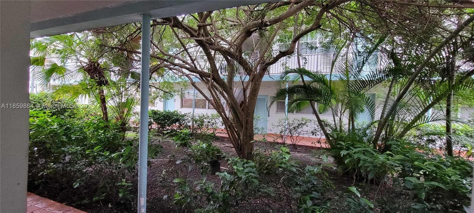 1265 Marseille Dr # 31, Miami Beach FL 33141 — 6