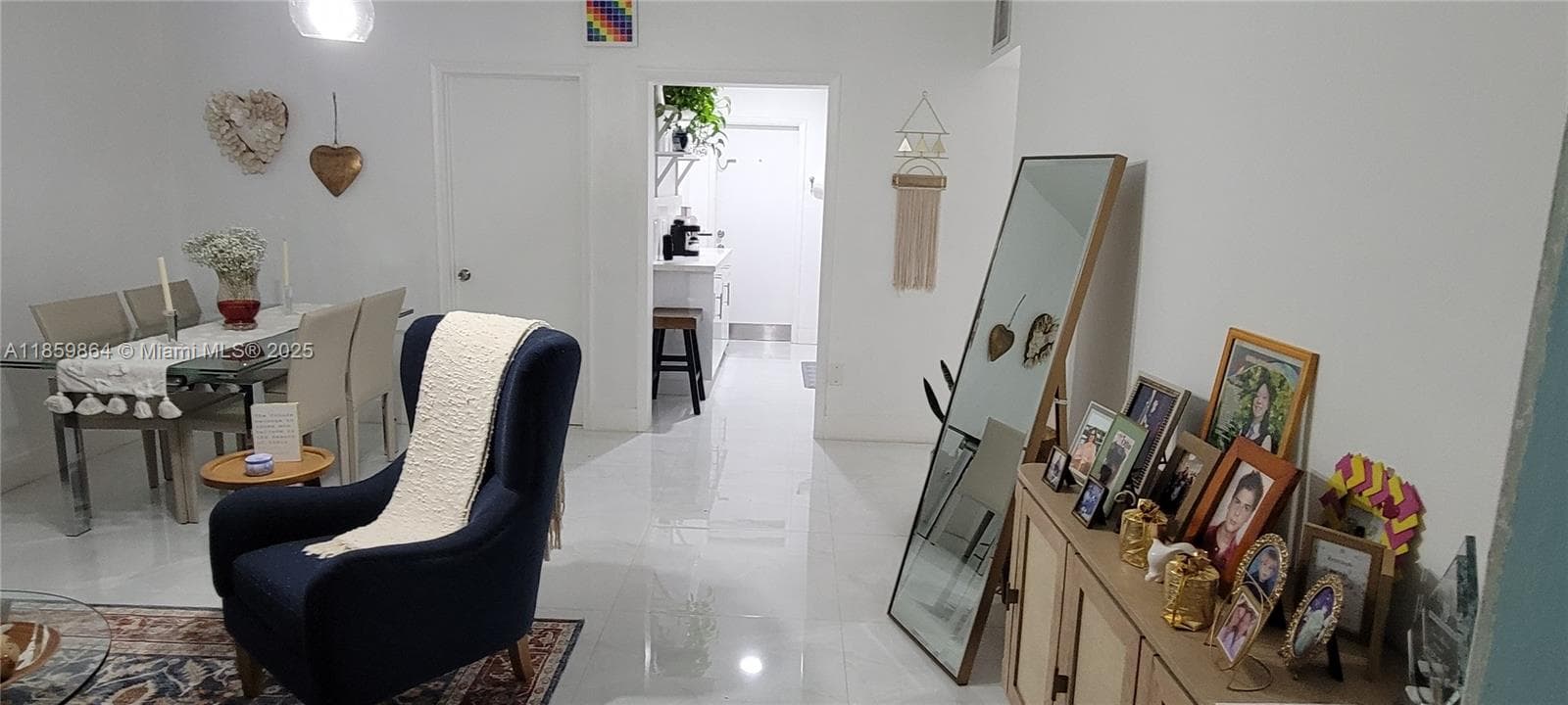 1265 Marseille Dr # 31, Miami Beach FL 33141 — 1