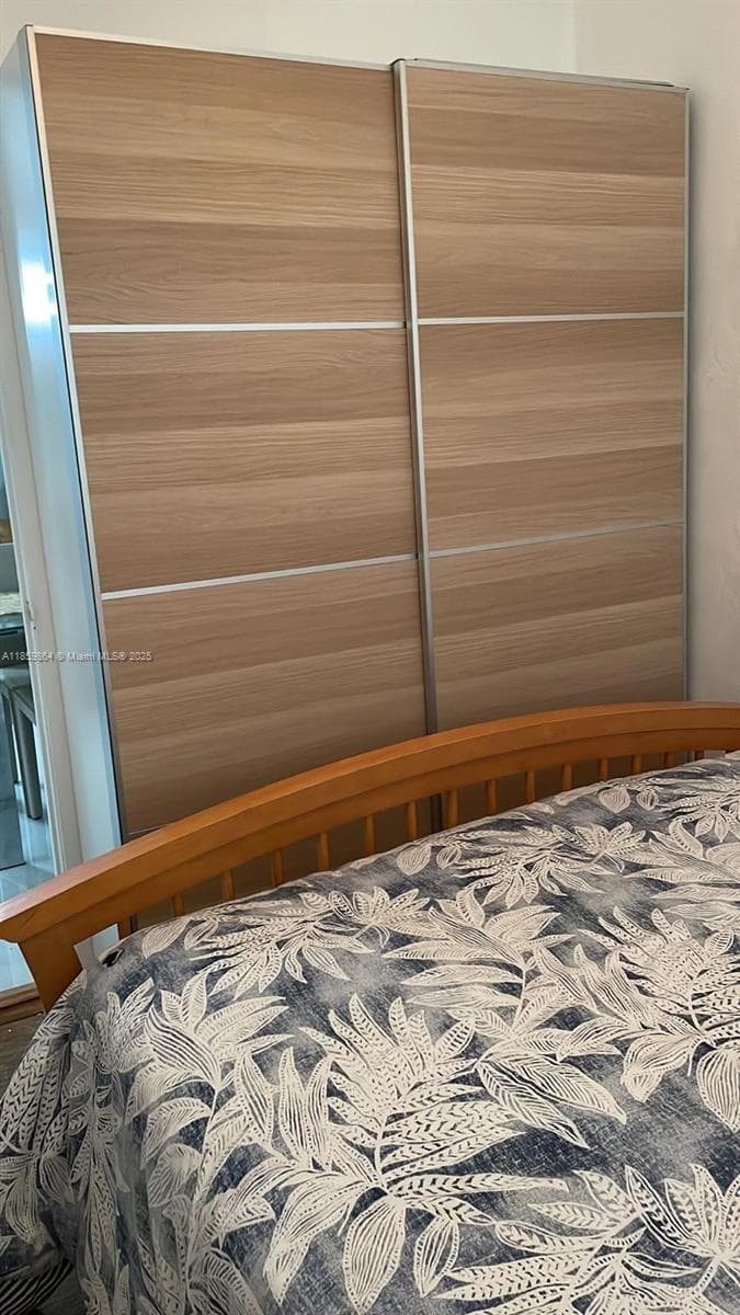1265 Marseille Dr # 31, Miami Beach FL 33141 — 24