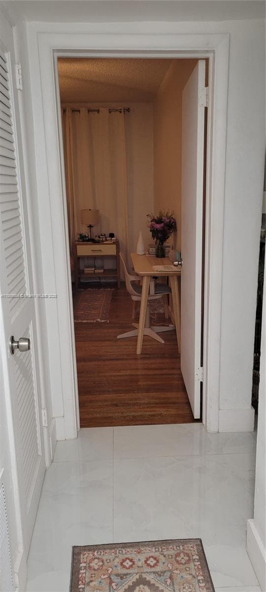 1265 Marseille Dr # 31, Miami Beach FL 33141 — 14