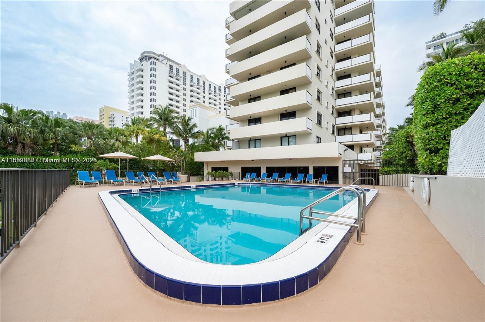 1621 Collins Ave # 302, Miami Beach FL 33139 — 3