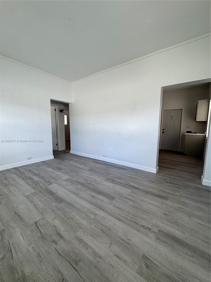 568 E 49th St, Hialeah FL 33013 — 3