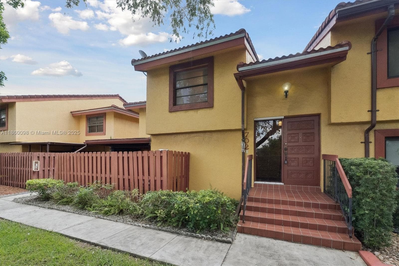 5975 SW 137th Ave # 702, Miami FL 33183 — 4