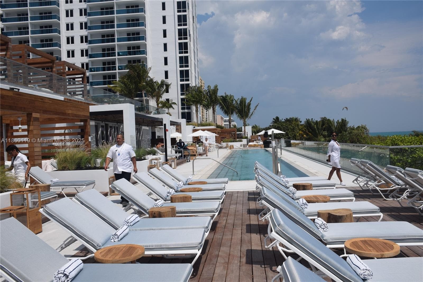 2301 Collins Ave # 306, Miami Beach FL 33139 — 25