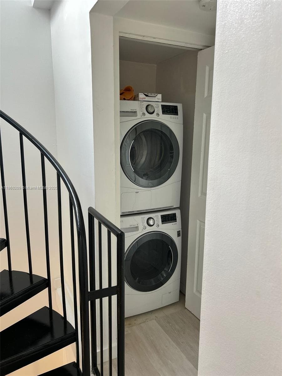 3036 SW 27th Ave # 5, Miami FL 33133 — 1